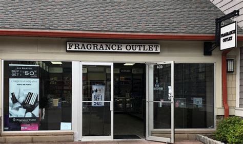 fragrance outlet woodbury commons